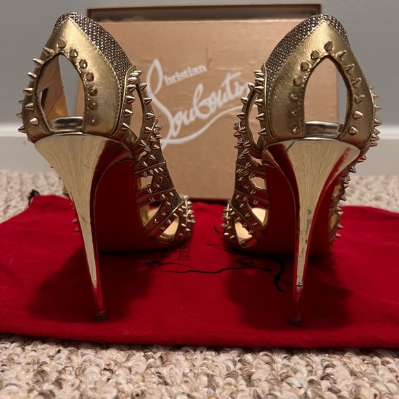 Christian Louboutin Circus City 100 Version Gold size 37 Spikes Peep Toe. - Picture 6 of 11